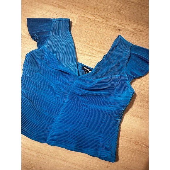 Express Women's Blue Pleated Flutter Sleeve Crop Top Sz Small - Picture 2 of 5